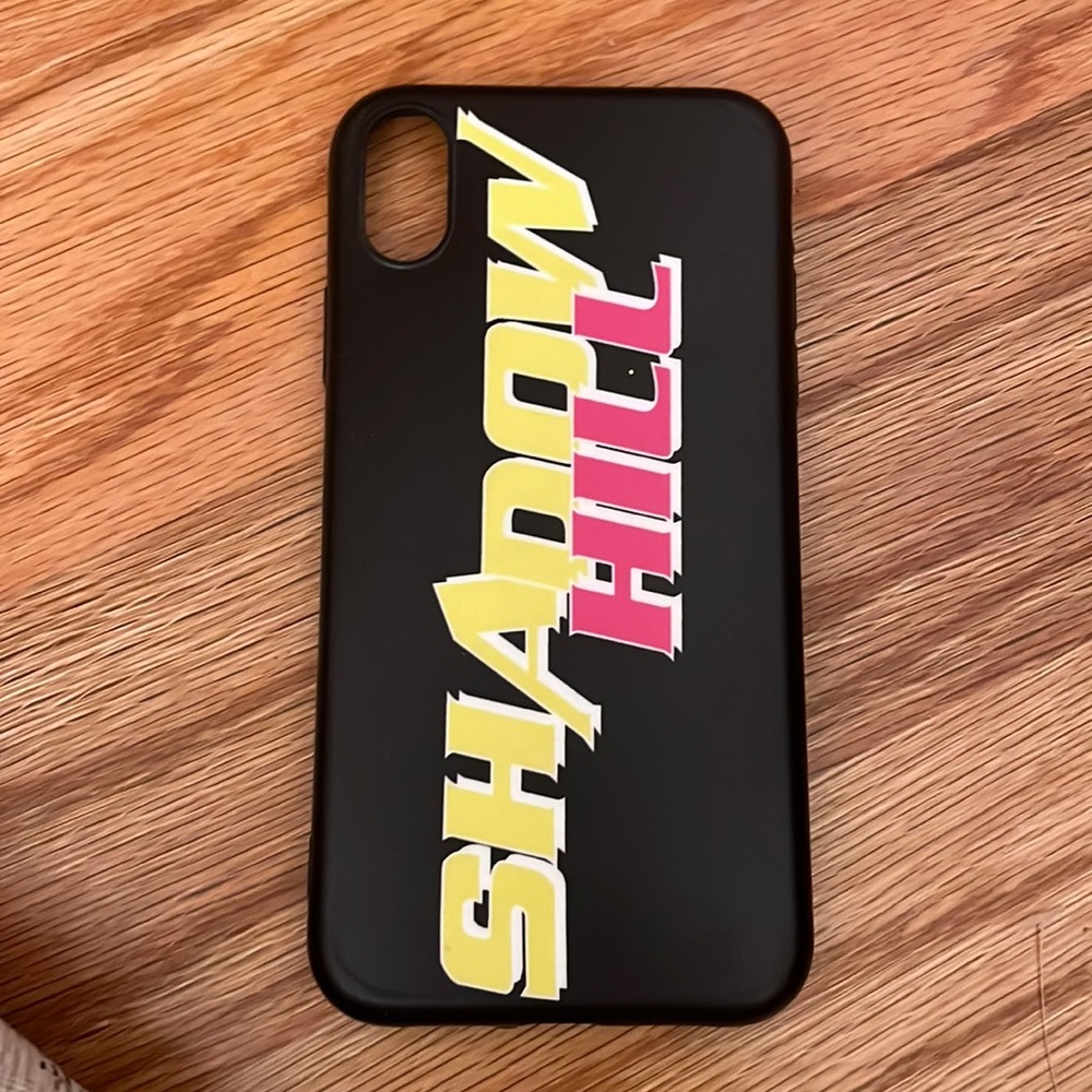 Shadow hill pink and yellow iPhone XR case.